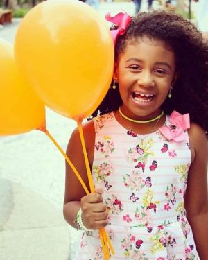 Ágatha Felix, 8 anos, vítima de bala nas costas disparada pela PM do Rio. OAB denuncia política de segurança do governador e Haddad pede impeachment de Witzel..