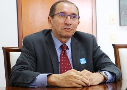 Secretário Bartolomeu Rodrigues vem sendo cobrado nas redes sociais pelo "sumiço do dinheiro do FAC". Vários artistas gravaram vídeos e esperam respostas