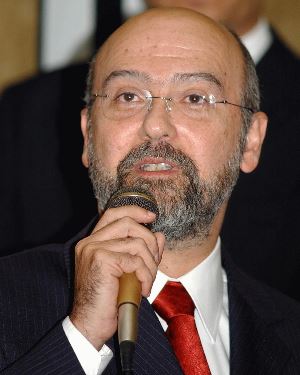 Luiz Eduardo Soares: "Um projeto dessa magnitude não seria implantado sem um acordo com a grande mídia, porque sua descrição dos fatos e sua escolha de focos serão decisivas para o êxito político da operação". 