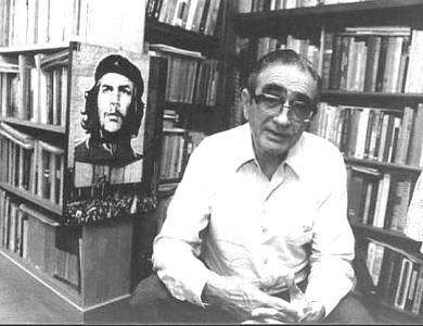 Laurez Cerqueira: “Florestan Fernandes (22/7/1920-10/8/1995) costumava dizer que começou a estudar sociologia ainda criança,  trabalhando nas ruas, quando percebeu as relações de poder, as injustiças sociais, na pedagogia do cotidiano.”