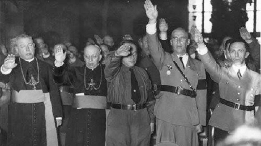 Laurez Cerqueira: “Religião e militarismo sempre conviveram de mãos dadas, na manutenção da ordem que interessa aos poderosos. Uma controla o corpo e a outra a mente”.