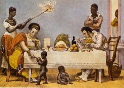 O latifúndio é o irmão gêmeo da escravidão. O índio e o africano escravizados foram os braços dessa empreitada, que permanece até hoje. Apenas 2% das propriedades ocupam mais de 50% da terra agrícola