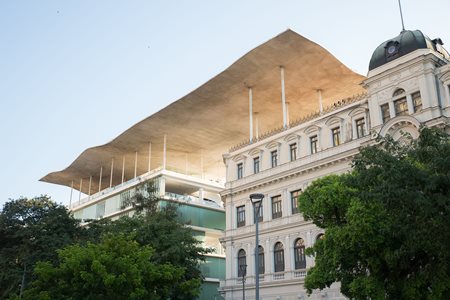 CIMAM solicita ao prefeito do Rio, Marcelo Crivella, que mantenha o financiamento público para o MAR a fim de garantir: “a continuação bem-sucedida da instituição; a conservação e o cuidado de sua coleção de acordo com os padrões internacionais e os cargos da equipe, incluindo profissionais de arte, educadores, gerentes culturais, equipe de manutenção e segurança”. (Foto: Thales Leite).